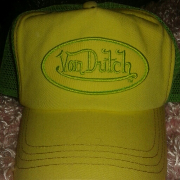 NEW Original authentic Von Dutch yellow/green trucker hat snap back - Picture 2 of 2